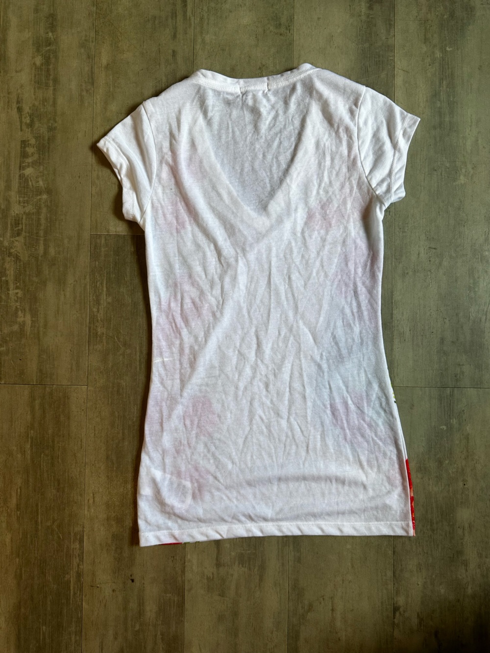 Guess White Tee with side floral details - Picture 2 of 4